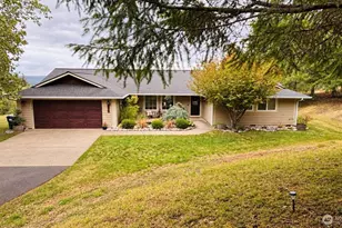 143 Rosewood Dr, Chehalis, WA 98532 - Photo 1