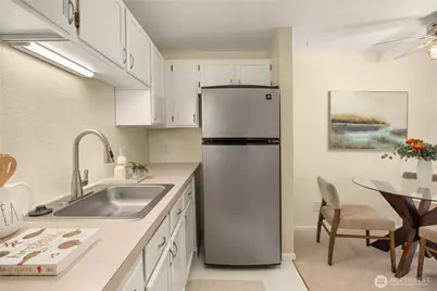 301 22nd Avenue E #1A, Seattle, WA 98112 - Photo 8