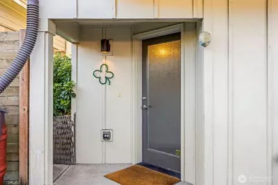 3926 S Brandon Street #B, Seattle, WA 98118 - Photo 8