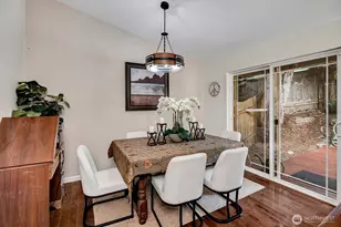 15228 SE 49th St, Bellevue, WA 98006 - Photo 18