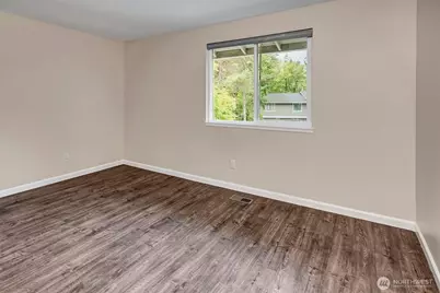 15228 SE 49th Street, Bellevue, WA 98006 - Photo 22