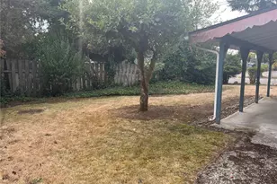 13617 Yakima Ave S, Tacoma, WA 98444 - Photo 24