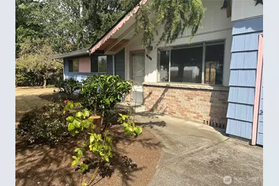 13617 Yakima Avenue S, Tacoma, WA 98444 - Photo 4