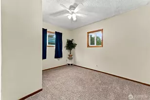 1140 N Cambrian Ave, Bremerton, WA 98312 - Photo 16