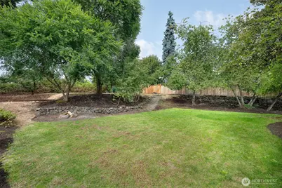 10915 North Park Avenue N, Seattle, WA 98133 - Photo 28