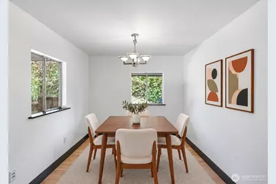 10915 North Park Avenue N, Seattle, WA 98133 - Photo 8