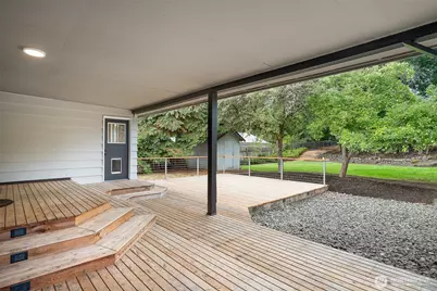 10915 North Park Avenue N, Seattle, WA 98133 - Photo 22