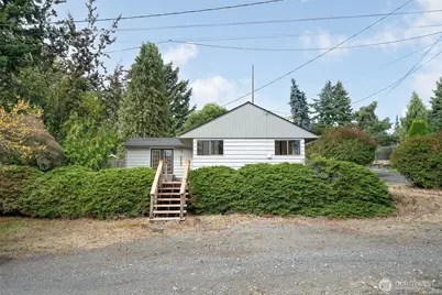 10915 North Park Avenue N, Seattle, WA 98133 - Photo 1