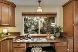 1301 NW Slate Ln, Silverdale, WA 98383 - Photo 14