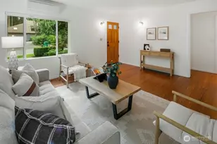3042 NE 94th St, Seattle, WA 98115 - Photo 4