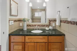 3042 NE 94th St, Seattle, WA 98115 - Photo 16