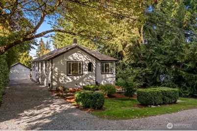 3042 NE 94th Street, Seattle, WA 98115 - Photo 2