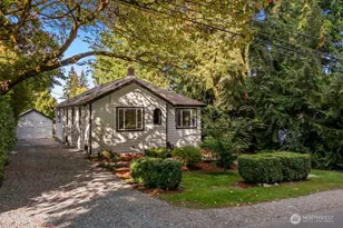 3042 NE 94th St, Seattle, WA 98115 - Photo 2