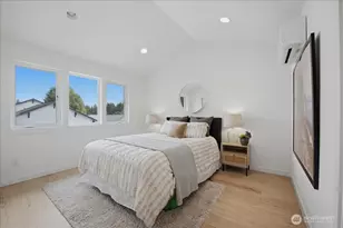 7320 11th Ave NE, Seattle, WA 98115 - Photo 12