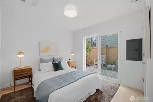 7320 11th Ave NE, Seattle, WA 98115 - Photo 2