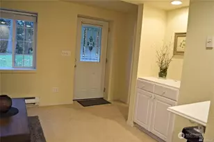 23042 NE 8th St, Sammamish, WA 98074 - Photo 6