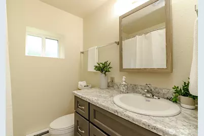 105 S 70th Street, Tacoma, WA 98408 - Photo 8