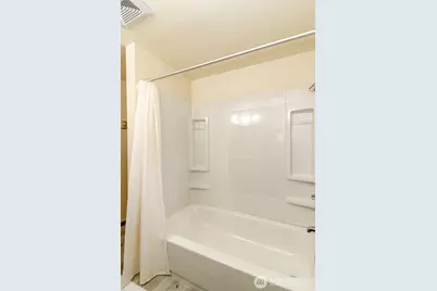 105 S 70th Street, Tacoma, WA 98408 - Photo 12