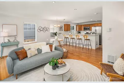 8521 Interlake Avenue N #B, Seattle, WA 98103 - Photo 10