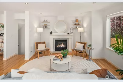 8521 Interlake Avenue N #B, Seattle, WA 98103 - Photo 8