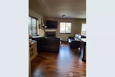 196 N Township Street, Sedro Woolley, WA 98284 - Photo 4