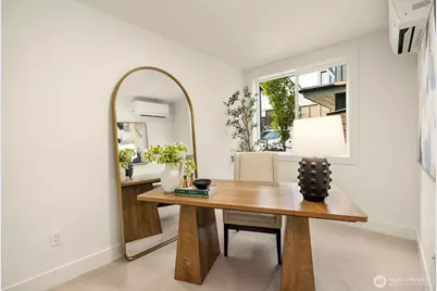 4413 2nd Avenue NE, Seattle, WA 98105 - Photo 14