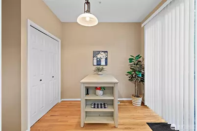 23036 NE 8th Street #D, Sammamish, WA 98074 - Photo 6