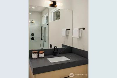 8407 NE 137th Street, Kirkland, WA 98034 - Photo 18