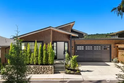 4833 Rosalind Road NE, Bainbridge Island, WA 98110 - Photo 2
