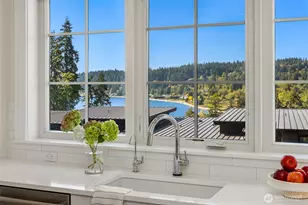 4833 Rosalind Rd NE, Bainbridge Island, WA 98110 - Photo 16