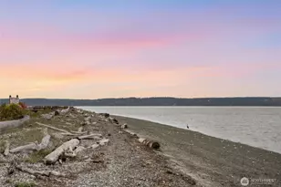 738 Crescent Dr, Camano Island, WA 98282 - Photo 36