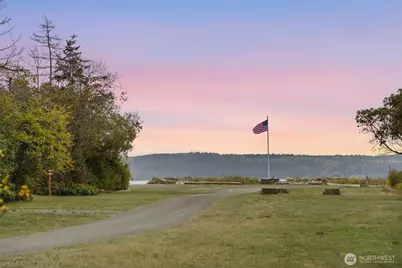 738 Crescent Drive, Camano Island, WA 98282 - Photo 34