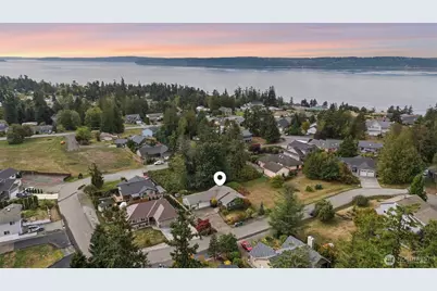 738 Crescent Drive, Camano Island, WA 98282 - Photo 2