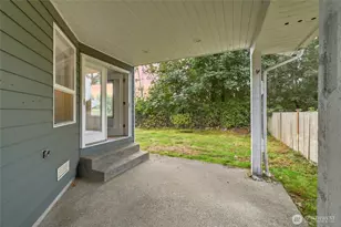 738 Crescent Dr, Camano Island, WA 98282 - Photo 24