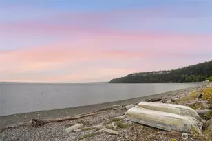 738 Crescent Dr, Camano Island, WA 98282 - Photo 4