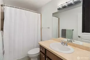 8816 Nesbit Ave N, Seattle, WA 98103 - Photo 16