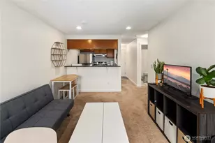 8816 Nesbit Ave N, Seattle, WA 98103 - Photo 10