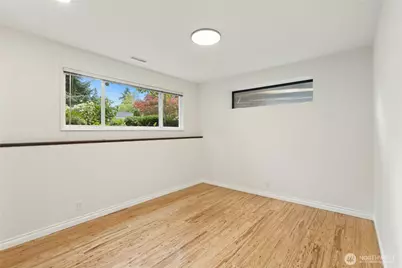14406 NE 11th Place, Bellevue, WA 98007 - Photo 26