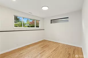 14406 NE 11th Pl, Bellevue, WA 98007 - Photo 26