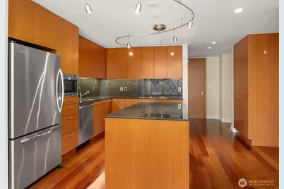 909 5th Avenue #502, Seattle, WA 98164 - Photo 10
