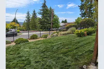 1617 5th Street SE, Puyallup, WA 98372 - Photo 4
