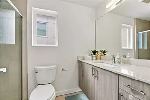 12516 15th Ave NE, Seattle, WA 98125 - Photo 10