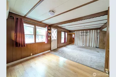 7614 NE Bothell Way #17, Kenmore, WA 98028 - Photo 4