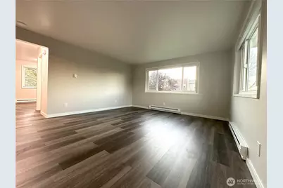 2501 Rucker Avenue, Everett, WA 98201 - Photo 24