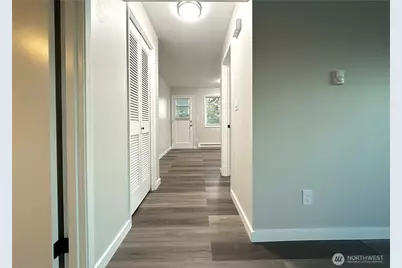 2501 Rucker Avenue, Everett, WA 98201 - Photo 32
