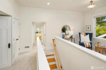 311 N 47th Street, Seattle, WA 98103 - Photo 22