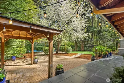 10444 SE 22nd Street, Bellevue, WA 98004 - Photo 32