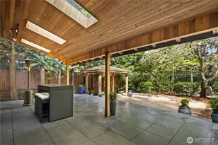 10444 SE 22nd St, Bellevue, WA 98004 - Photo 28
