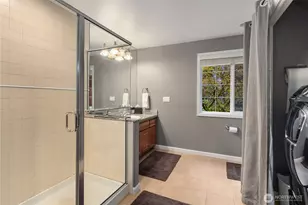 10444 SE 22nd St, Bellevue, WA 98004 - Photo 26