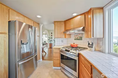 1112 N 38th Street, Renton, WA 98056 - Photo 12